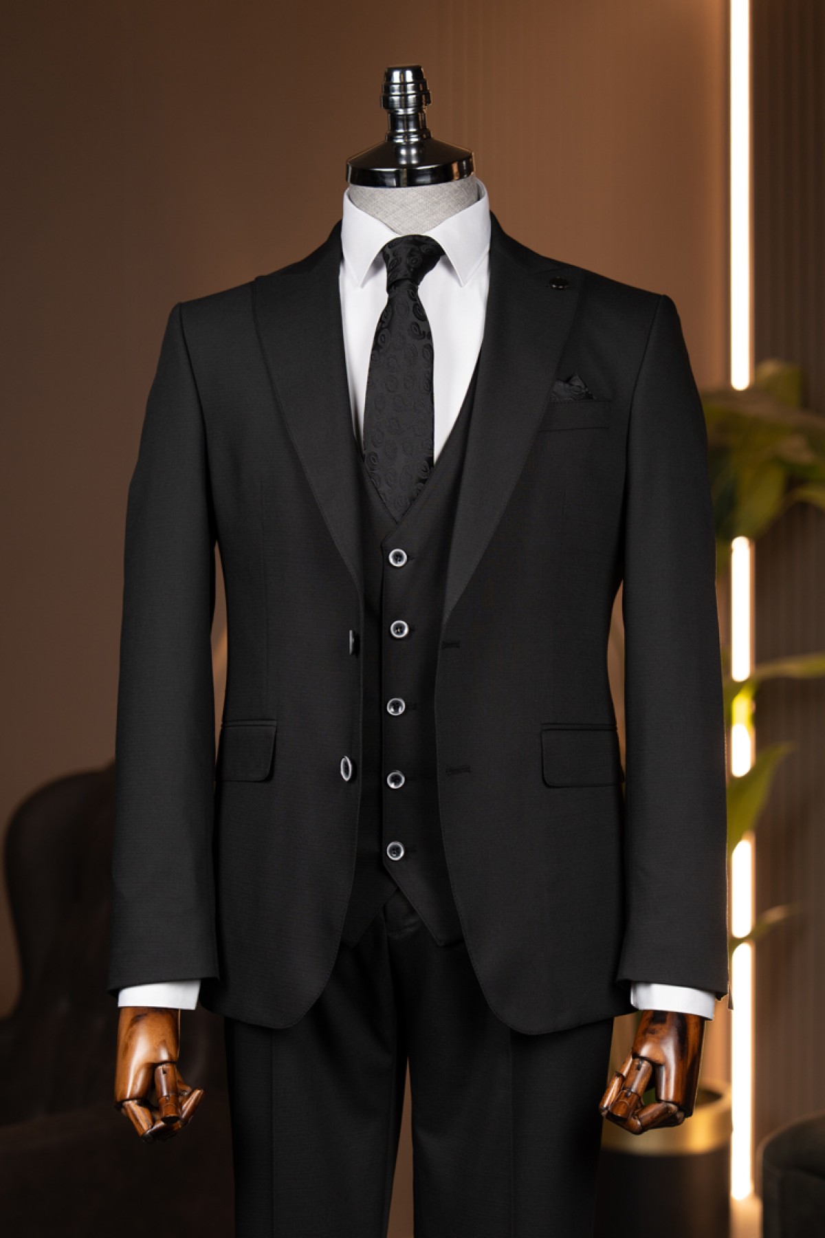 Exclusive Yelekli Takım Elbise