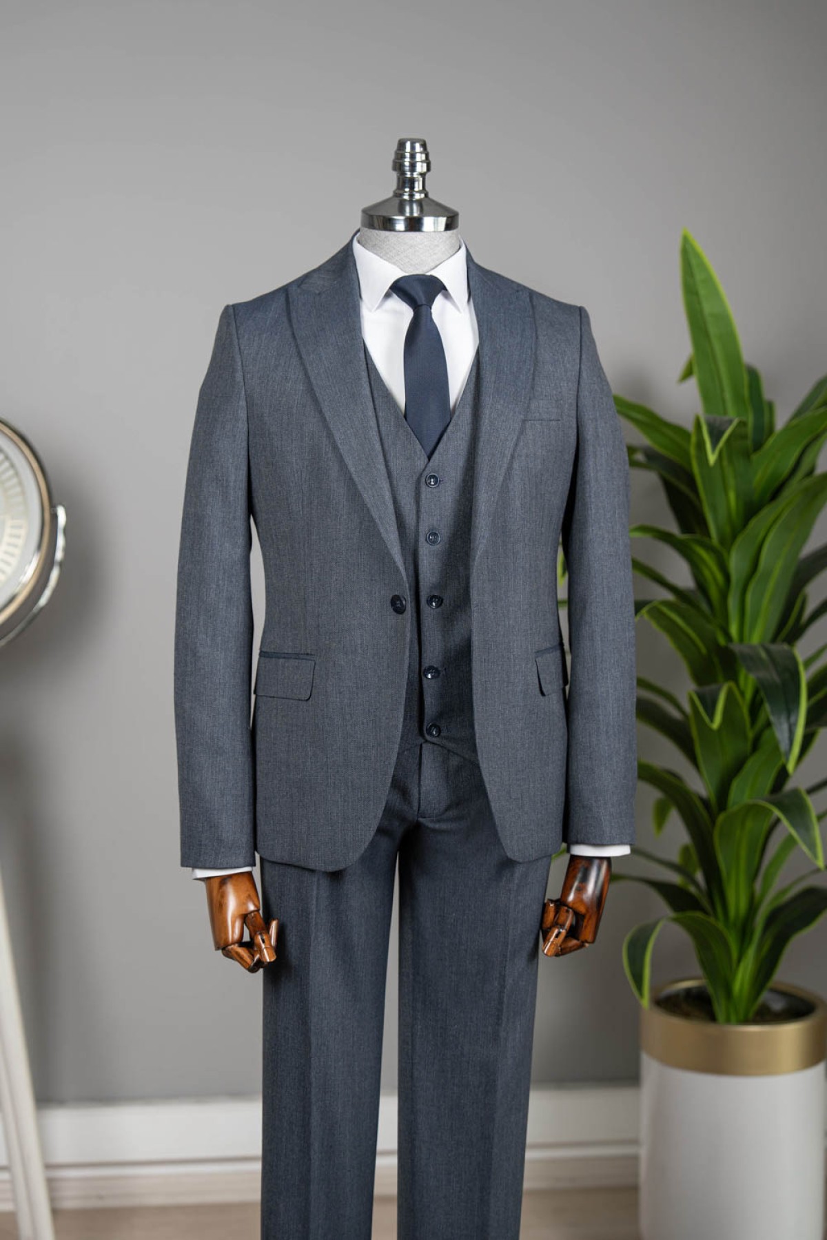 Yelekli Takım Elbise