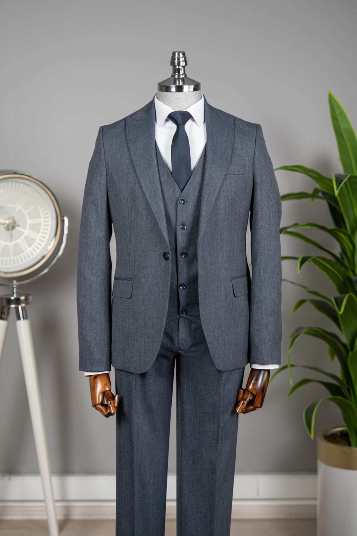 Yelekli Takım Elbise