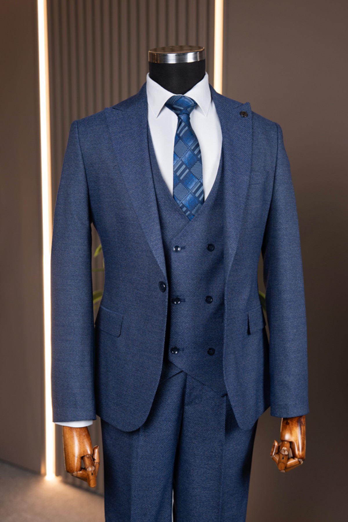 Yelekli Takım Elbise