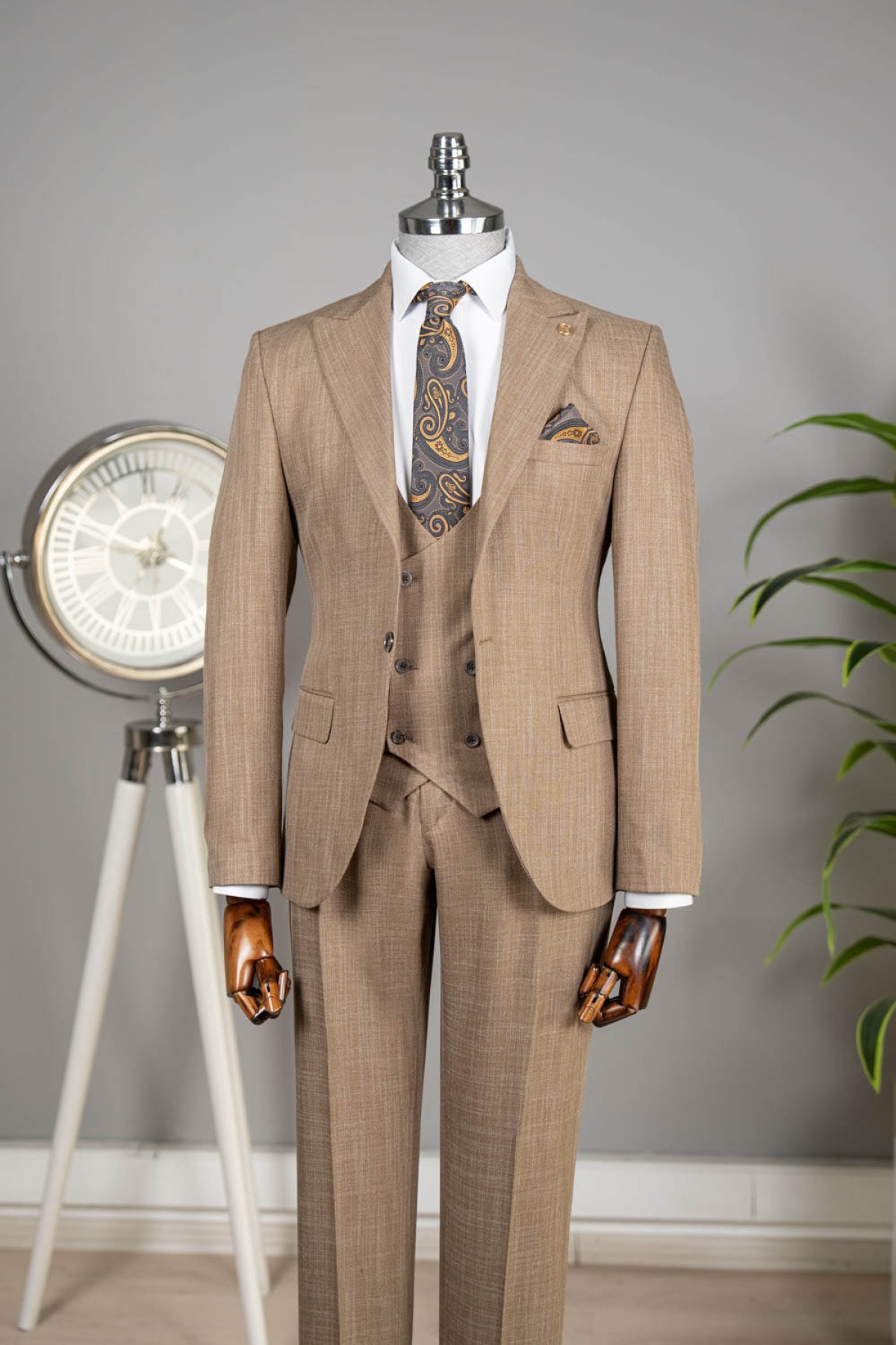 Yelekli Takım Elbise