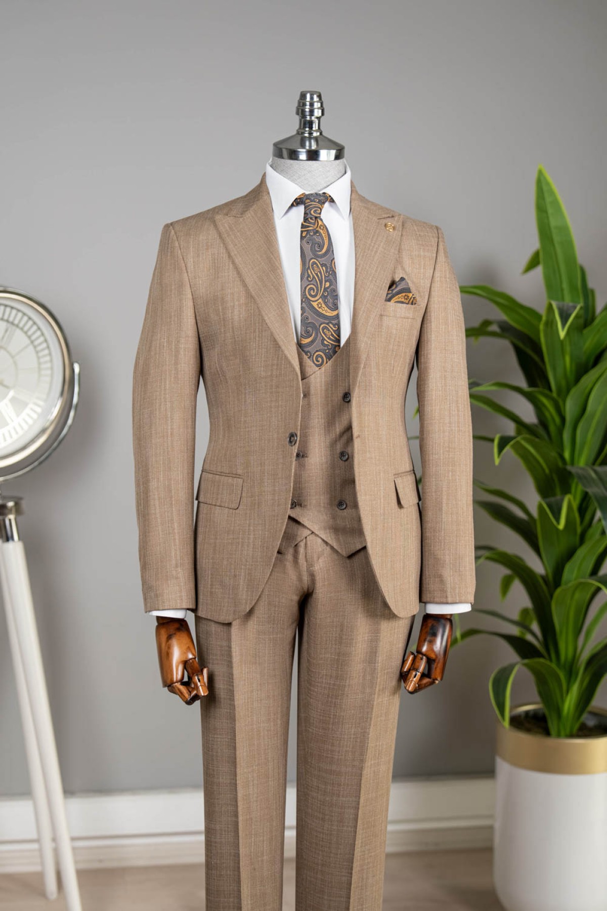 Yelekli Takım Elbise